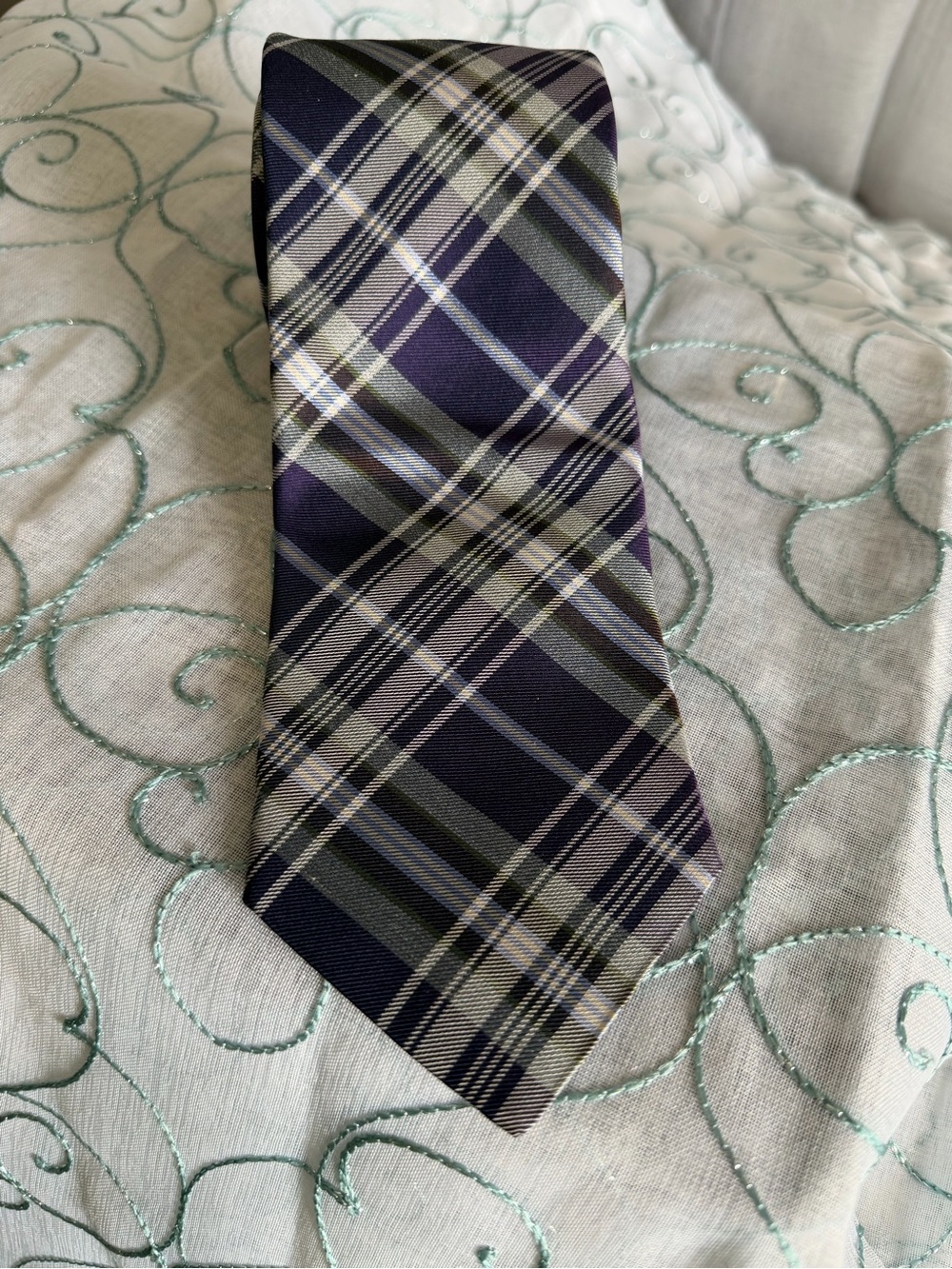 Westbury London Extra Long Vintage Men's Necktie - Hand Tailored in USA